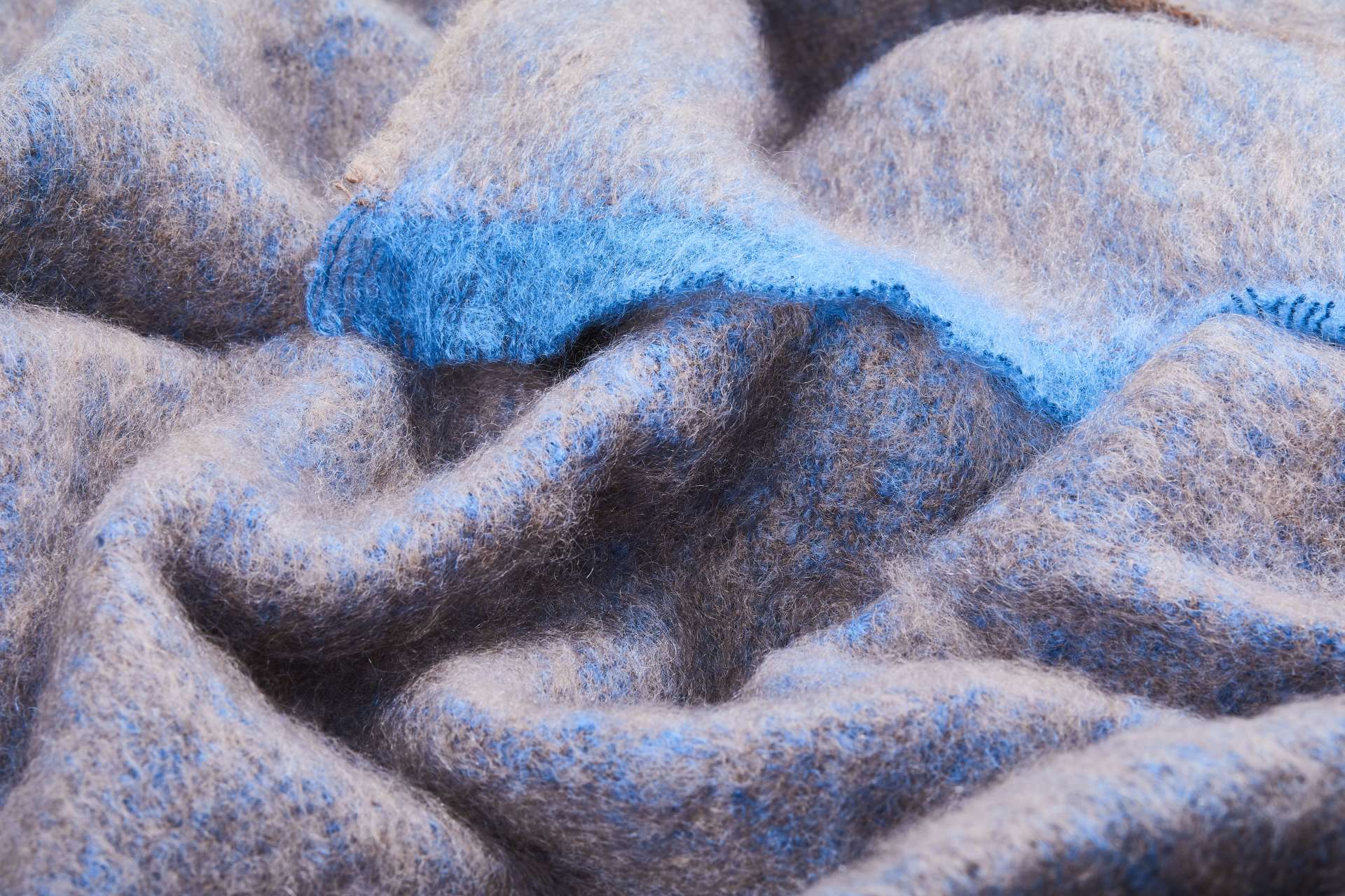 Clash Mohair Throws Cushendale