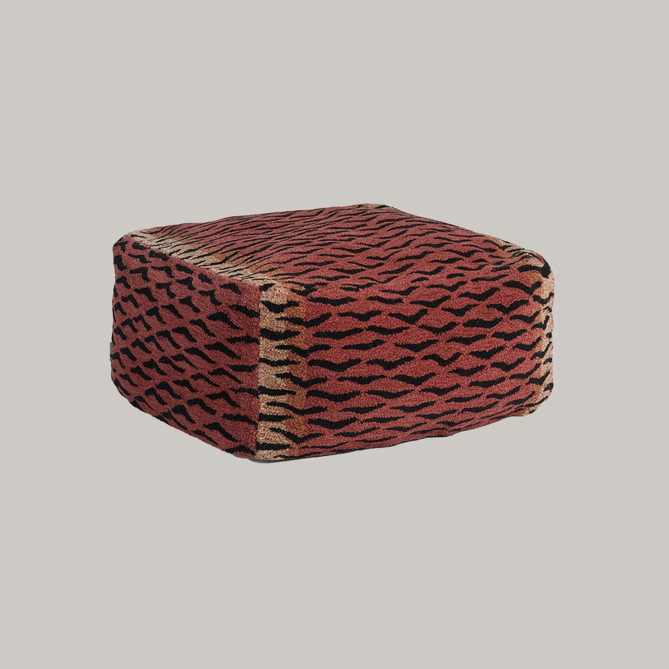 Tula Pouf Doing Goods