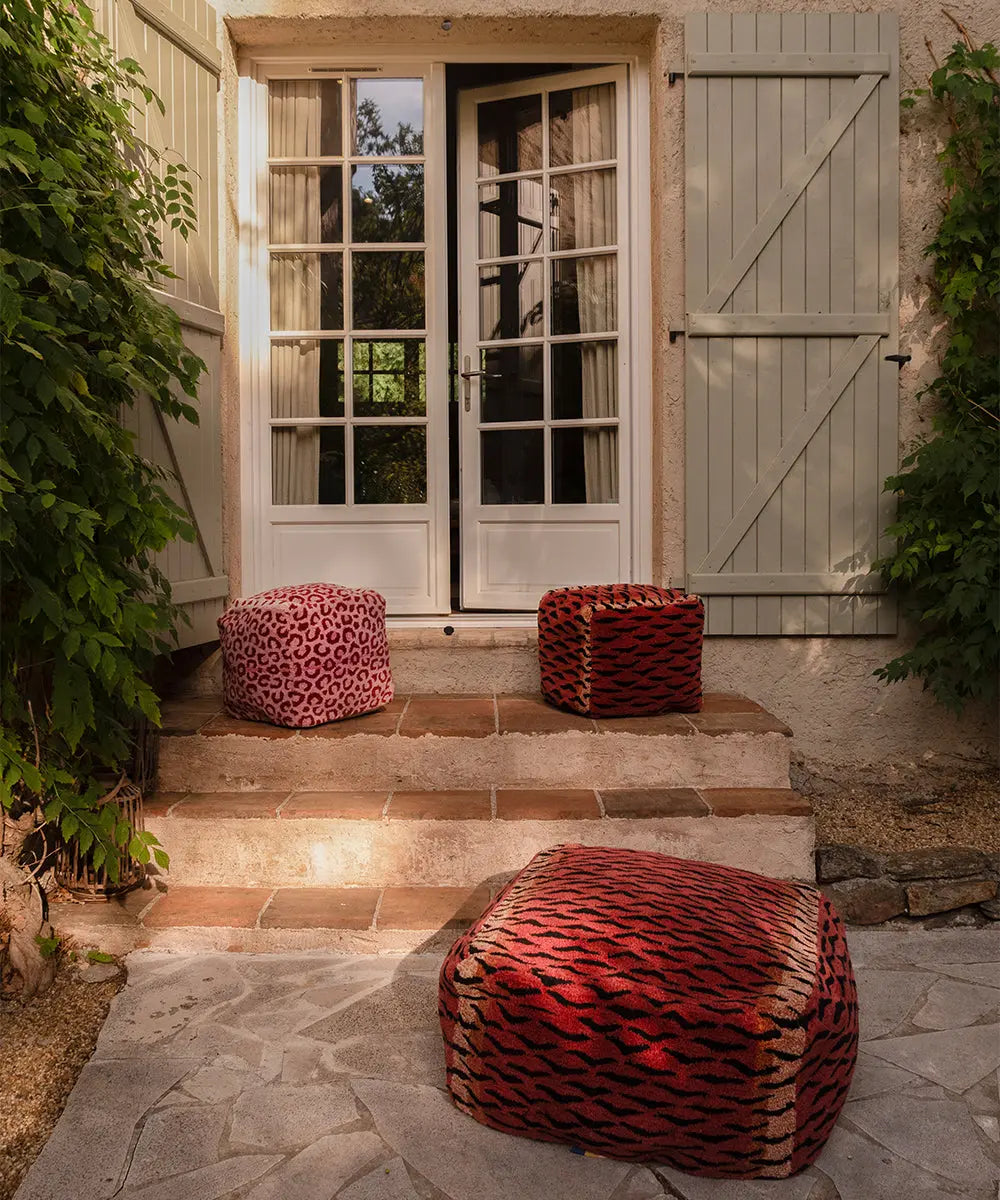 Tula Pouf Doing Goods