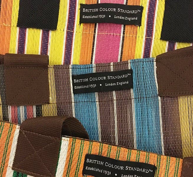Woven Market Shopper in Neyron, Guardsman, Pearl British Colour Standard North America