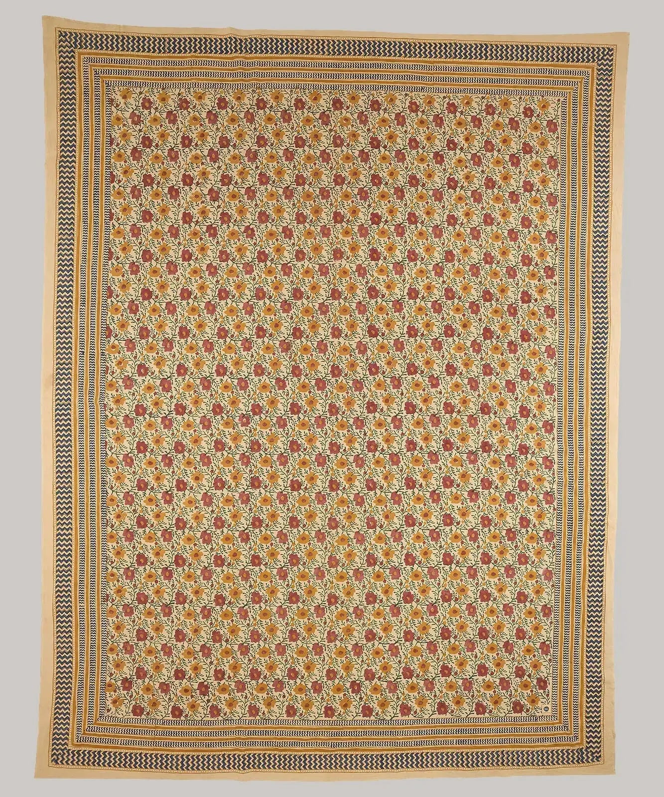 Double Throw in Tote - Pink & Tan
