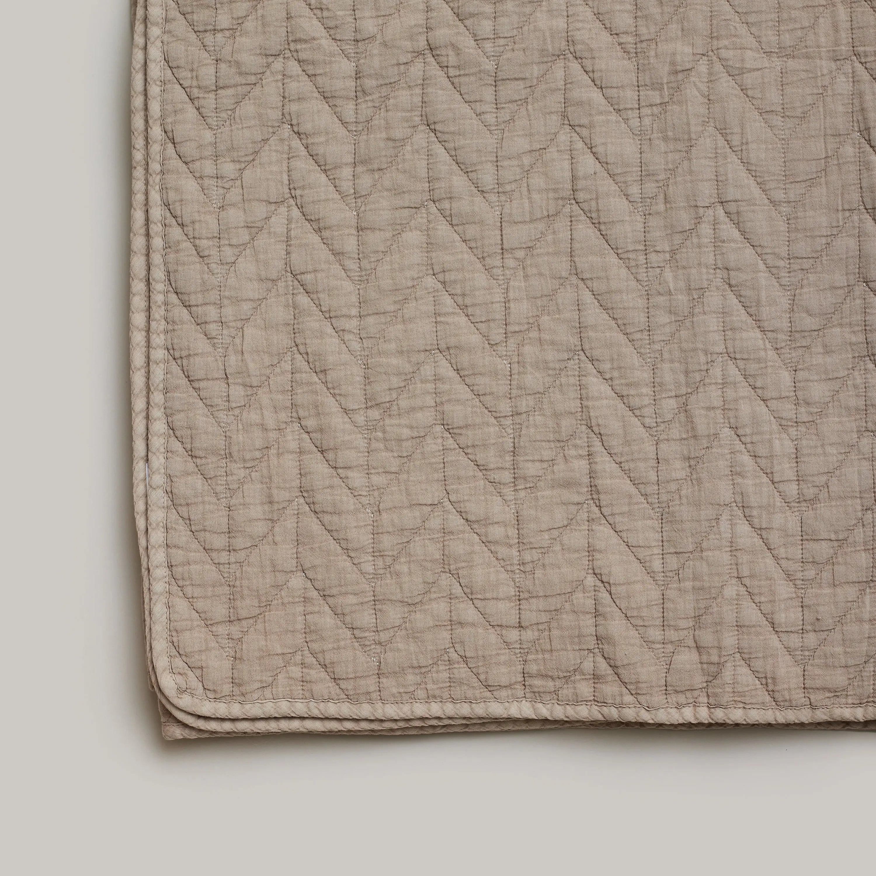 Organic Cotton Coverlet Pink & Tan