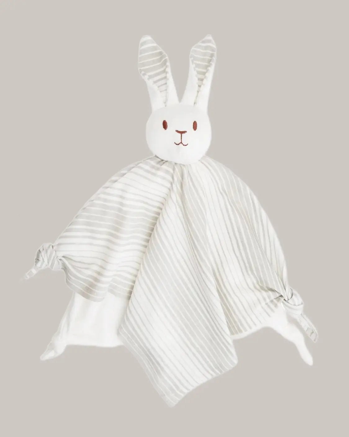 Bunny blanket friend Under the Nile