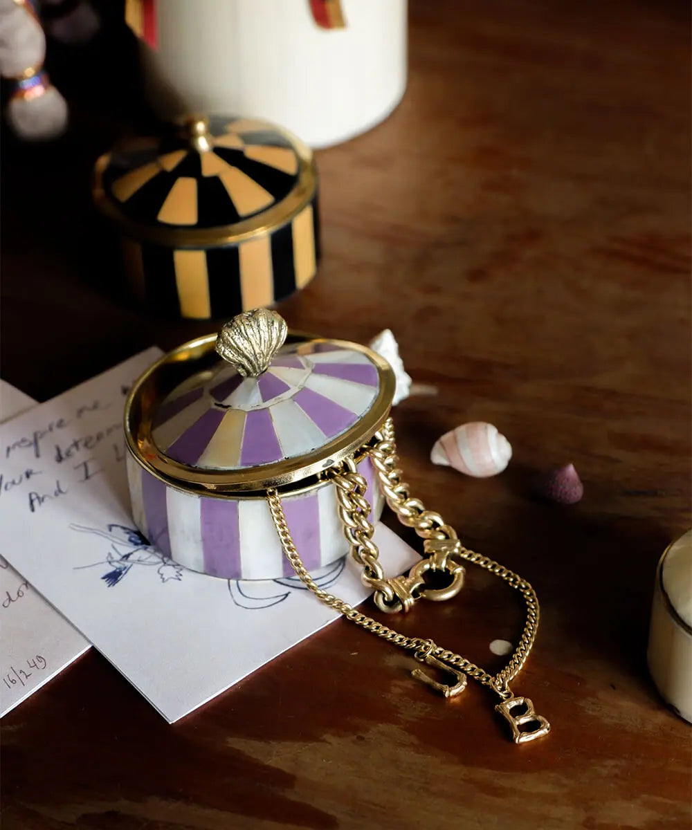 Circus Box Doing Goods